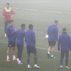 João Félix sigue convaleciente y Simeone prueba once