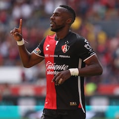 André Jardine sobre Quiñones: “Es un jugador con mucha potencia”