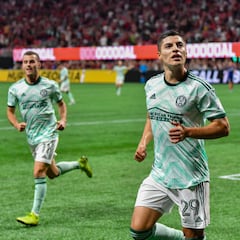 Ronaldo Cisneros, el mexicano que reta a Josef Martínez con goles