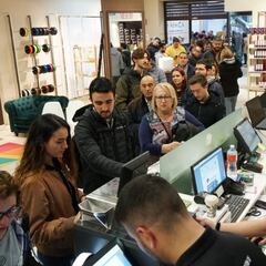 Largas colas por las entradas de Unionistas contra el Real Madrid