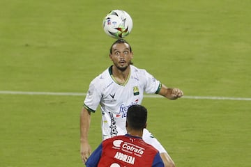 Las mejores fotografías del duelo entre el Independiente Medellín y Atlético Bucaramanga por la fecha 12 de la Liga BetPlay en el Atanasio Girardot. 