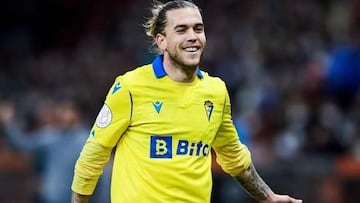 ?lvaro Jim¨¦nez, tercer fichaje