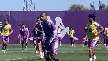 Robert Kenedy, jugador del Real Valladolid, en los Anexos.