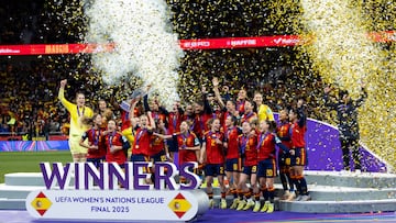 02/12/25 FUTBOL FEMENINO
PARTIDO FINAL VUELTA NATIONS LEAGUE
SELECCION ESPAÑOLA
ESPAÑA - ALEMANIA
ALEGRIA CELEBRACION CAMPEONAS