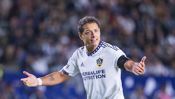 Chicharito sueña con estar en Qatar 2022.