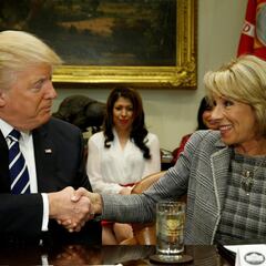 Who has resigned from the White House after the Capitol riots?