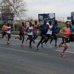 Javi Guerra gana el Nacional de maratón en Sevilla: 2:08:33