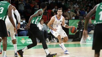 Alberto Abalde, en el Coosur Betis - Real Madrid.