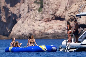 Neymar de vacaciones en Ibiza