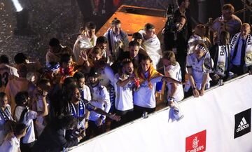 Real Madrid celebrate LaLiga title win at Cibeles