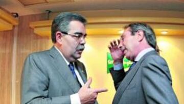 <b>PENDIENTES. </b>Soler y Soriano están a la espera de que Dalport muestre su solvencia en la ampliación.