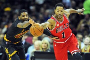 Kyrie Irving y Derrick Rose.