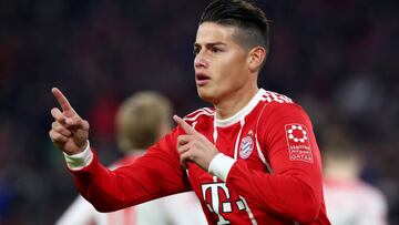 James y Lewandowski llevan al Bayern hasta el liderato