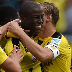 Adrián Ramos anota y brilla en la goleada del Borussia Dortmund