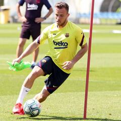 Tuttosport asegura que Arthur está "cerca" de la Juventus