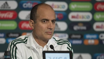 El director general deportivo de la Federación Mexicana de Fútbol negó categóricamente dicho rumor y aplaudió el funcionamiento de los jóvenes ante Costa Rica.