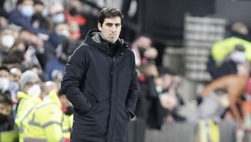 Iraola, durante un partido del Rayo.