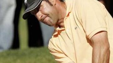 <B>BIRDIES.</B> Dos <i>birdies</i> de Toms en los hoyos 14 y 15 acabaron con las esperanzas de Olazábal.