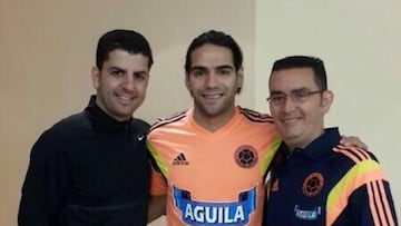 Falcao se pone en manos del 'Gal¨¢ctico' Joaqu¨ªn Juan