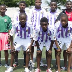 La marca Real Valladolid vuelve a Guinea de la mano de Benjamín