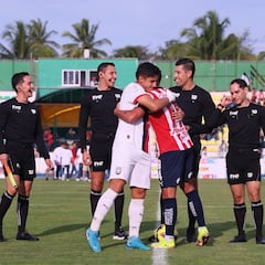 Chivas gana su primer amistoso bajo el mando de Gabriel Milito