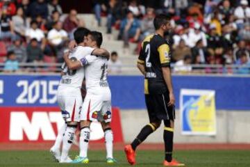 Jaime Valdés celebra tras anotar de penal ante Coquimbo.