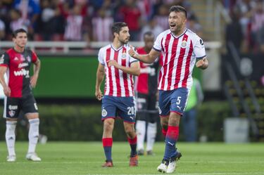 Chivas y Atlas se enfrentaron en los Octavos de Final de Copa, y así fue como se vivió tanto en la tribuna como dentro del campo.