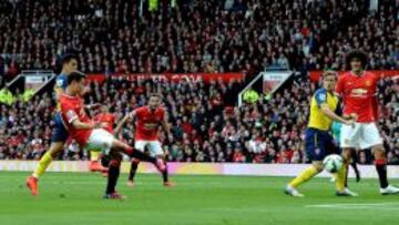 Así marcó Ander Herrera el gol del United.