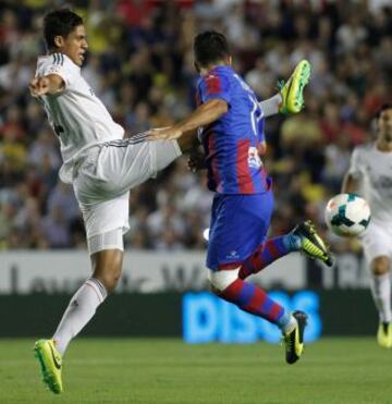 Levante-Real Madrid. Varane.