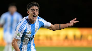 Teo Rodríguez celebra su gol contra Bolivia.