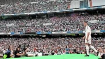 <b>HISTÓRICO. </b>80.000 aficionados acudieron a la presentación de Cristiano Ronaldo en el Bernabéu.