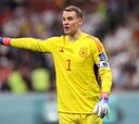 Neuer, entre el récord y el runrún