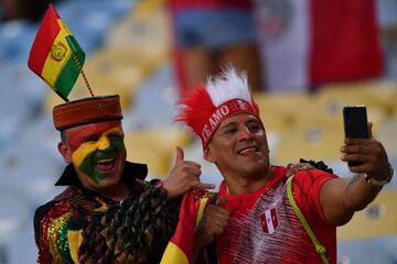 Aficionados de Bolivia y Perú.