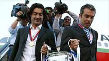 <b>Eufórico Baía</b>. El ex guardameta del Barcelona se erigió en protagonista principal de las celebraciones del equipo.