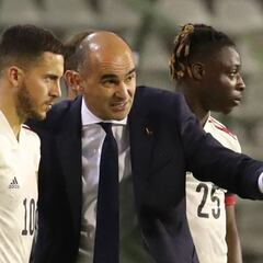 Roberto Martínez: "Hazard a un gran nivel nos da muchísimo"
