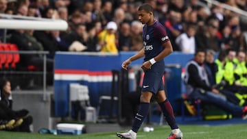 PSG coach Emery warns Mbappe: "When you play badly, you have to be ready for the criticism"