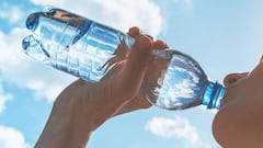 Expert’s warning: Don’t drink water from plastic bottles - it’s like eating a credit card every week