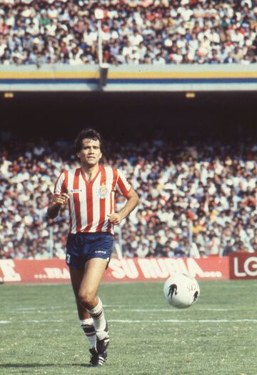 Foto de Fernando Quirarte del Club Deportivo Chivas del Guadalajara en la temporada 1985.


