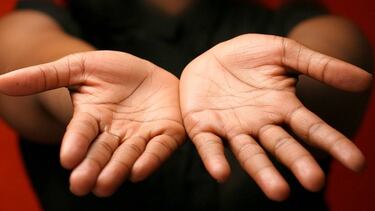 Samsung patenta un móvil que lee la palma de la mano