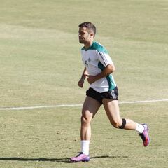 Durmisi: "Espero llegar un día a uno de los clubes más grandes"