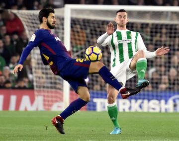 Fabián Ruiz y André Gomes.