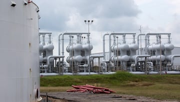 El precio del barril de petróleo cae. Aquí cuánto cuesta y a cuánto se cotiza el Brent y el West Texas Intermediate (WTI) hoy, 24 de marzo.