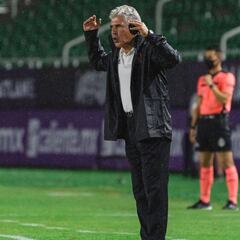 Para Tuca Ferretti no hacen falta variantes en Tigres