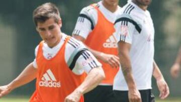 Iván Gutty Estrada durante un entrenamiento de los Tigres.