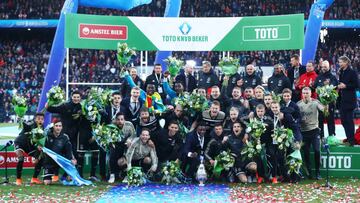 Campeones de Copa. El Ajax no ganaba un t&iacute;tulo desde 2014.