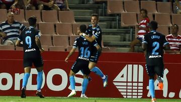 Los jugadores del CD Lugo celebran un gol ante el Granada CF.