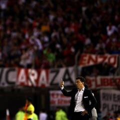 Gallardo prepara un equipo alternativo