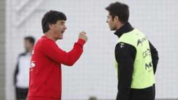 Mendilibar reprende a Sola.