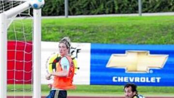 <b>ESPÍRITU EURO. </b>Torres casi metió ayer un gol como el de Viena.