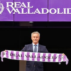 Escribá: “Uno ve el potencial del equipo y lo ve ganando los 16 partidos”